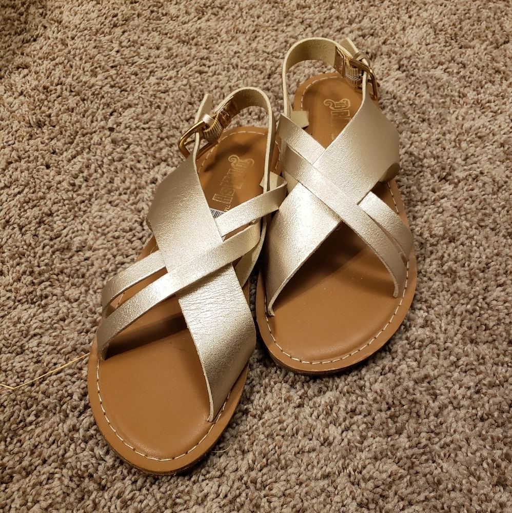 NEW Gold Sandals Buckle Flip Flops